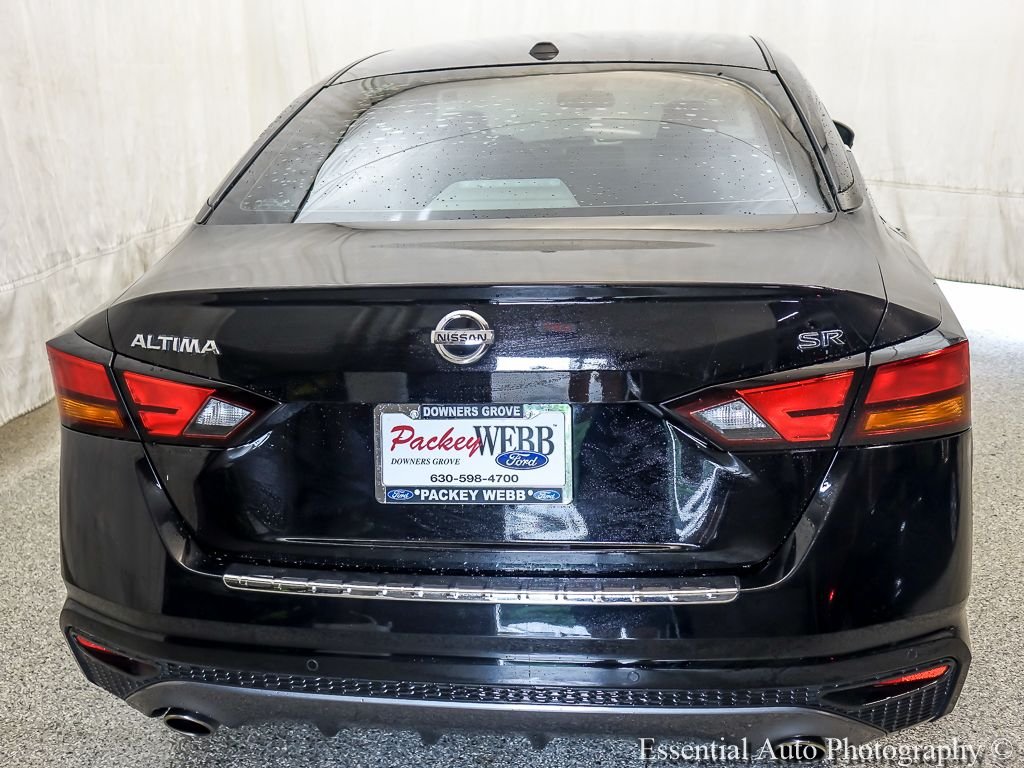 Certified Used 2021 Super Black Nissan 2.5 SR image 6