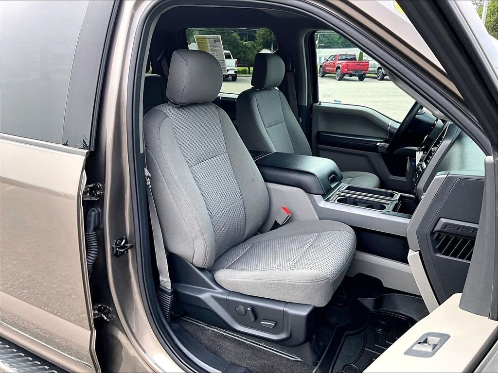 Used 2020 Gray Ford XLT image 11