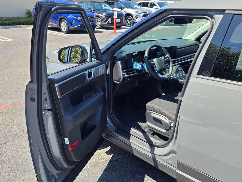 New 2026 Gray Hyundai SE image 37