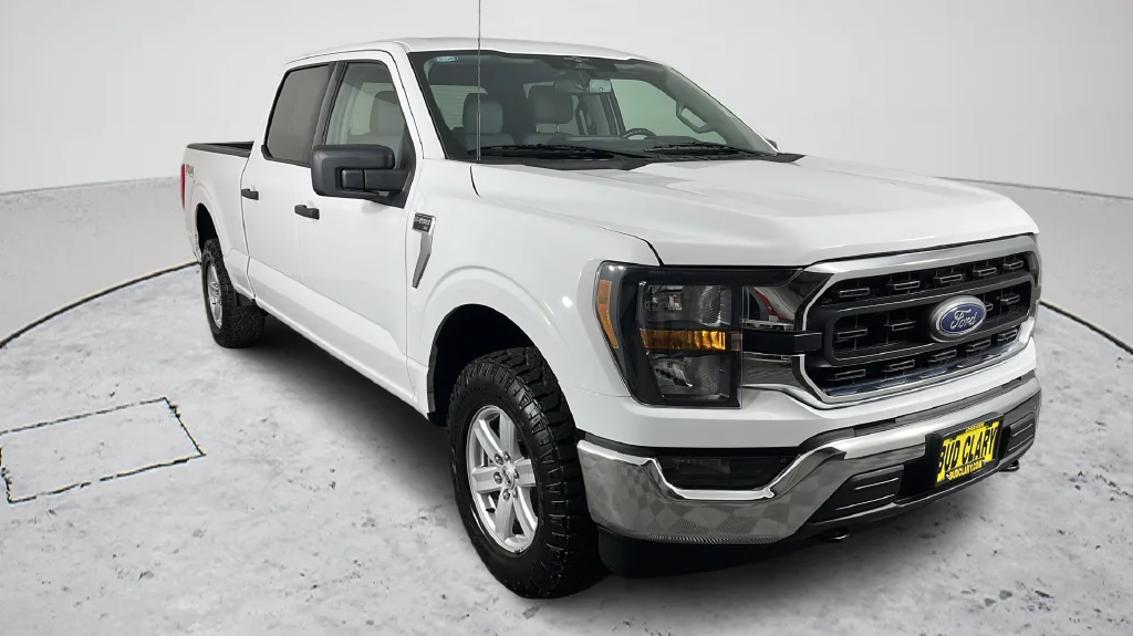 Used 2023 White Ford XLT image 5