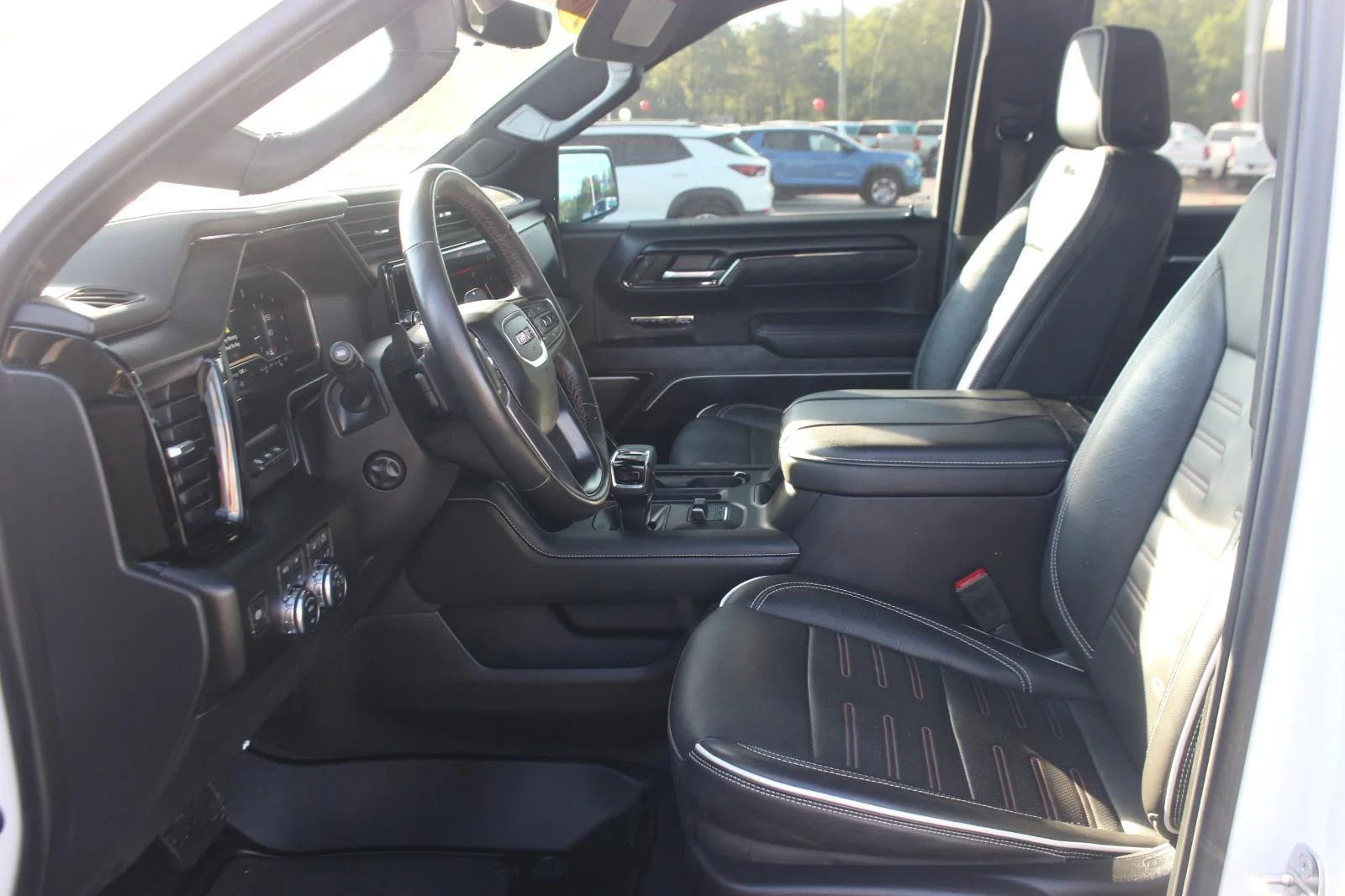 Used 2024 Summit White GMC AT4X image 17