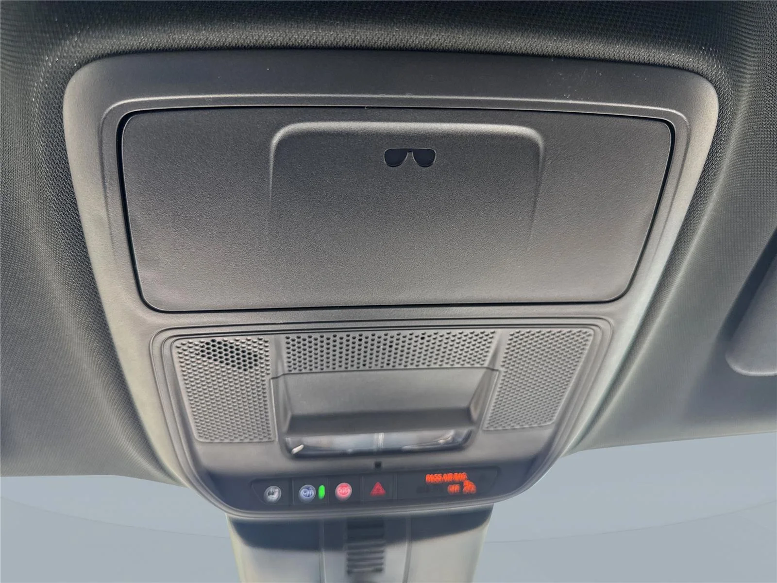 New 2026 Summit White GMC Elevation image 29