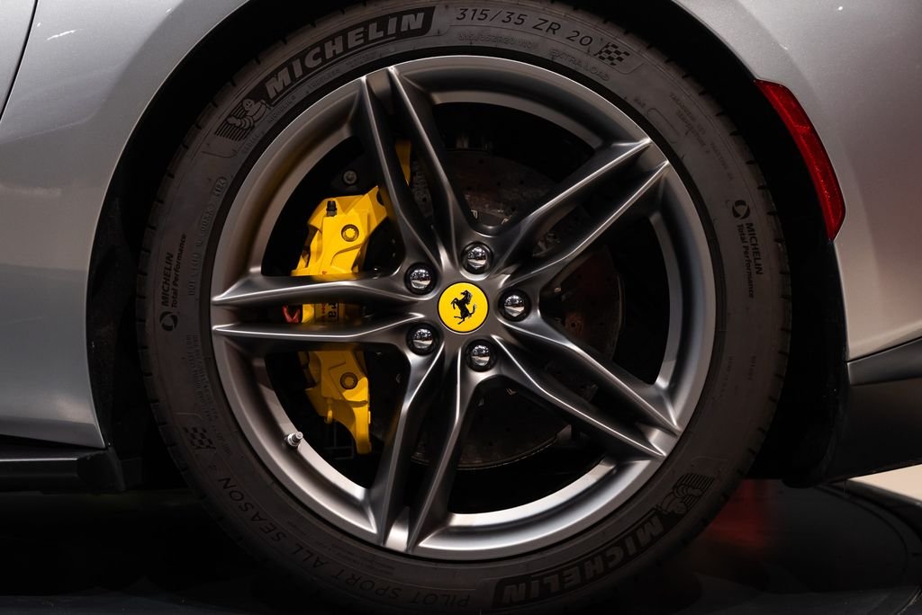 Certified Used 2023 Grigio Titanio Metallic Ferrari Base image 15