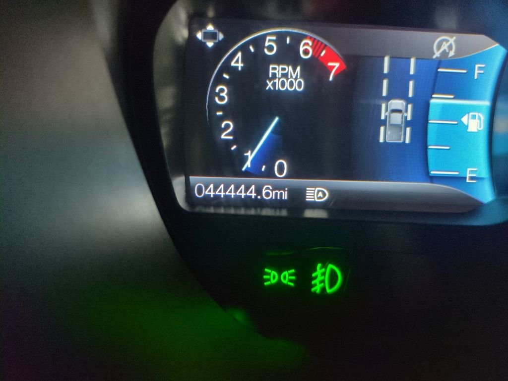 Used 2020 Red Ford Lariat image 16