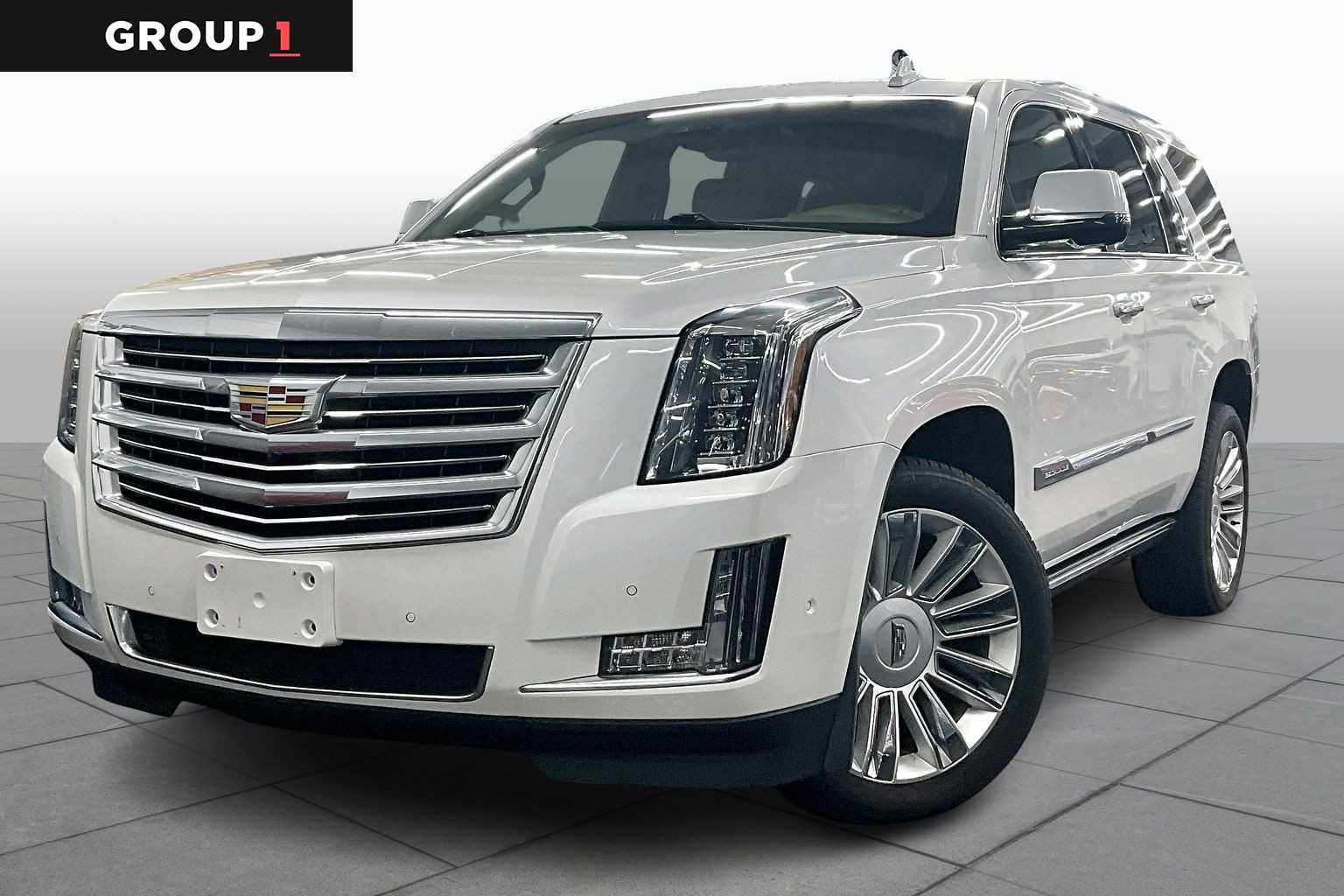2019 Cadillac Escalade 2WD Platinum's photo