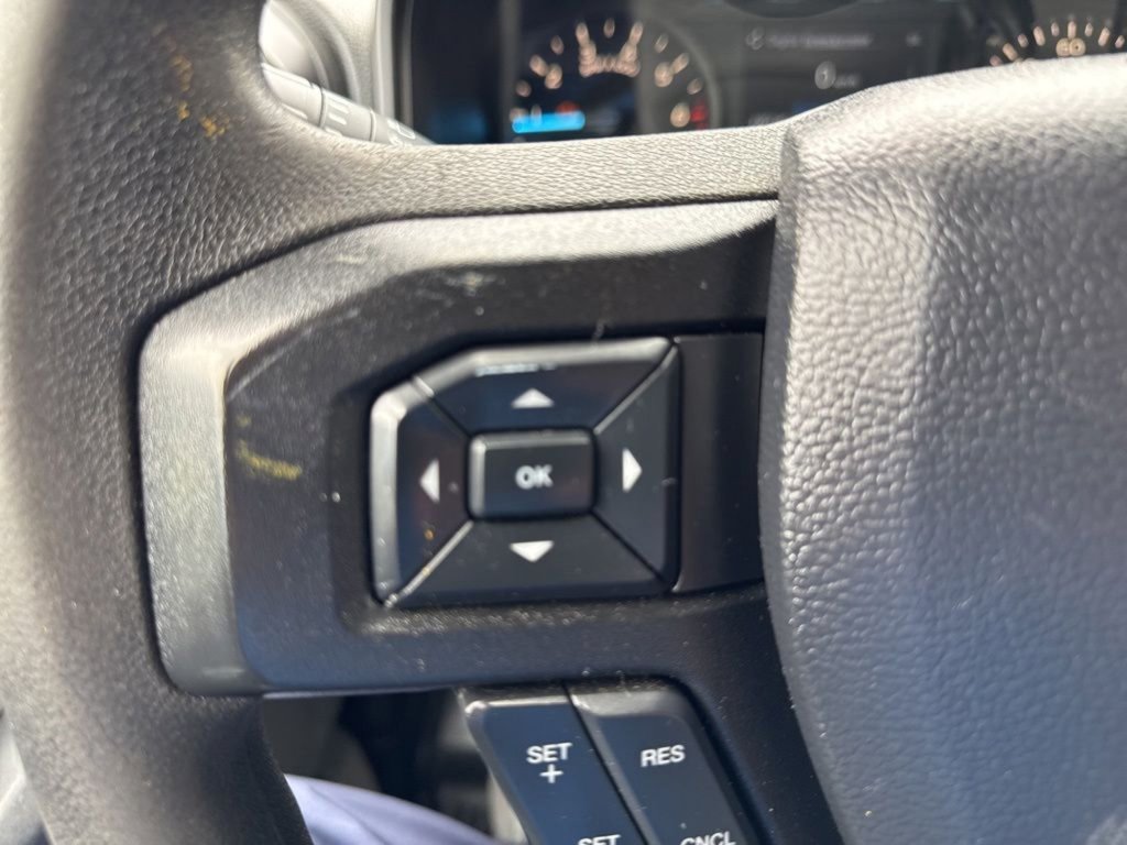Used 2020 Oxford White Ford XL image 17