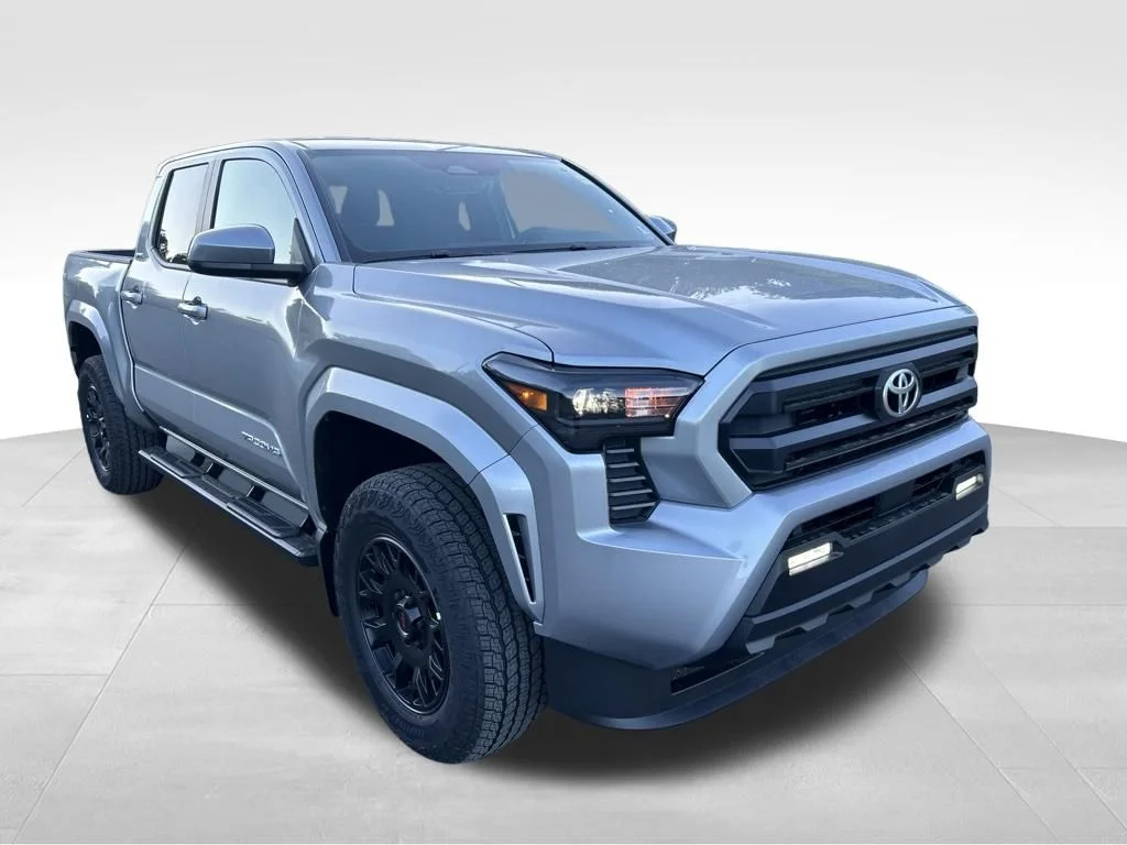 New 2026 Celestial Silver M Toyota SR5 image 7