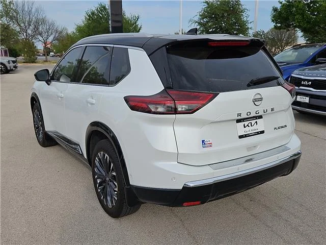 Used 2024 Everest White Pearl Nissan Platinum image 2