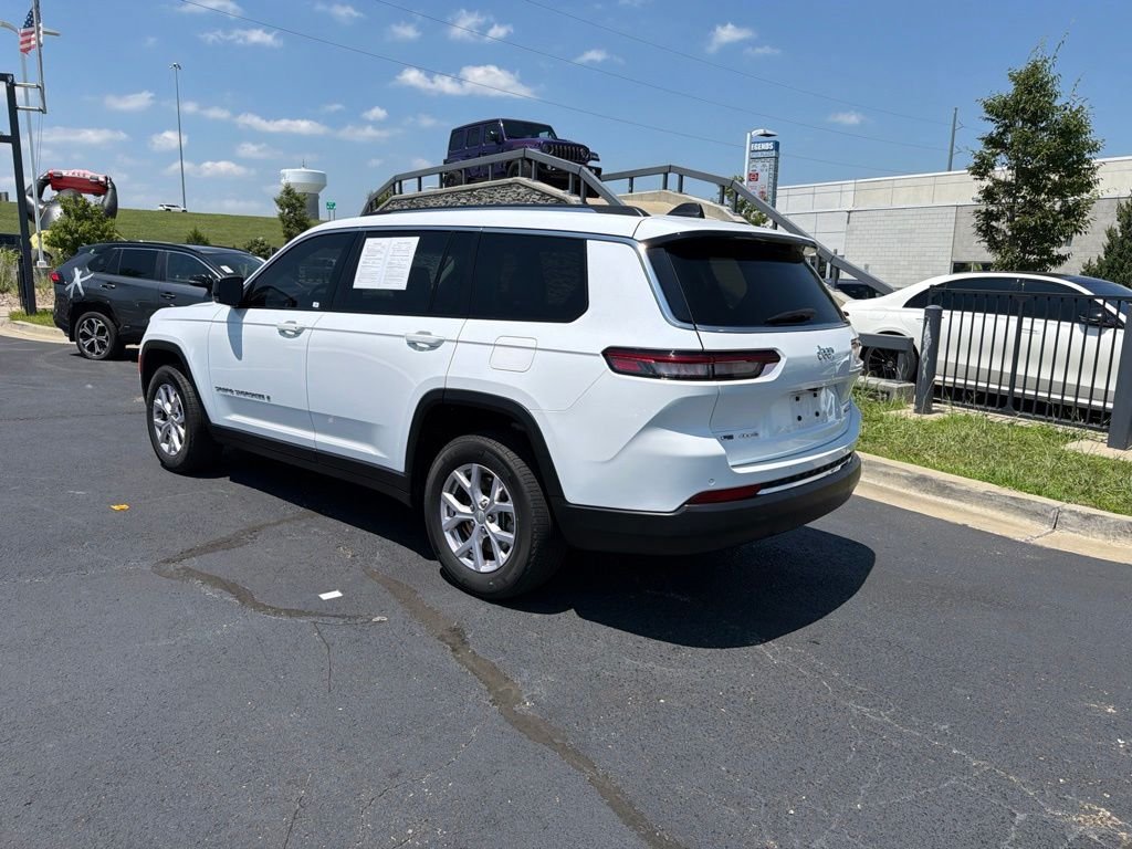 Used 2022 White Jeep Limited image 5