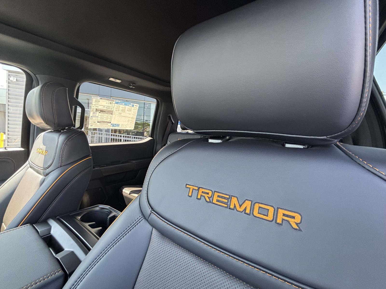 New 2026 Agate Black Metallic Ford Tremor® image 34