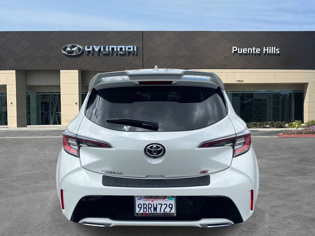 Used 2020 White Toyota SE image 5