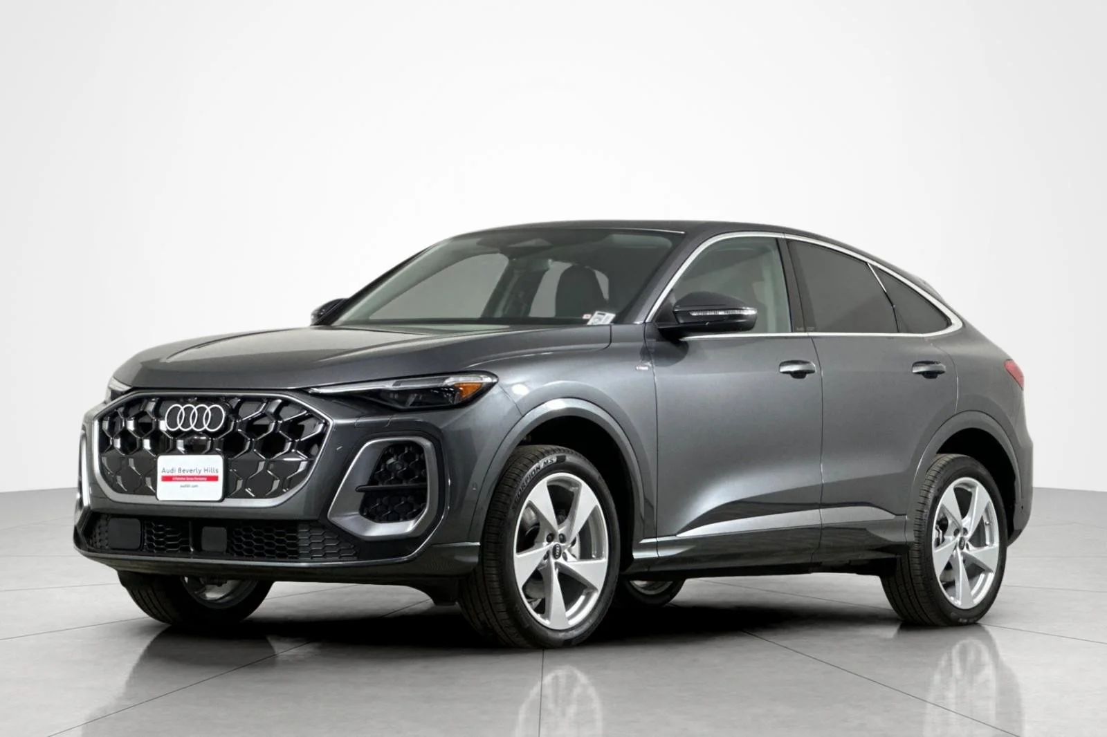 2025 Audi Q5 Sportback 45 Premium Plus's photo