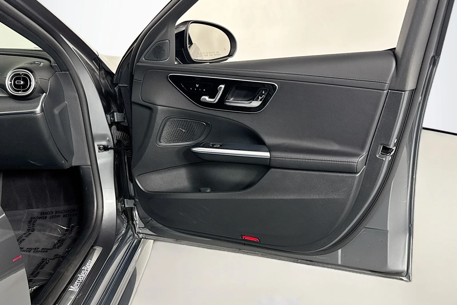 Used 2023 Selenite Grey Metallic Mercedes-Benz C 300 image 23