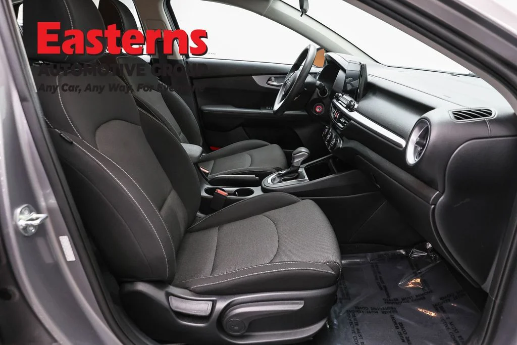 Used 2023 Gray Kia LXS image 24