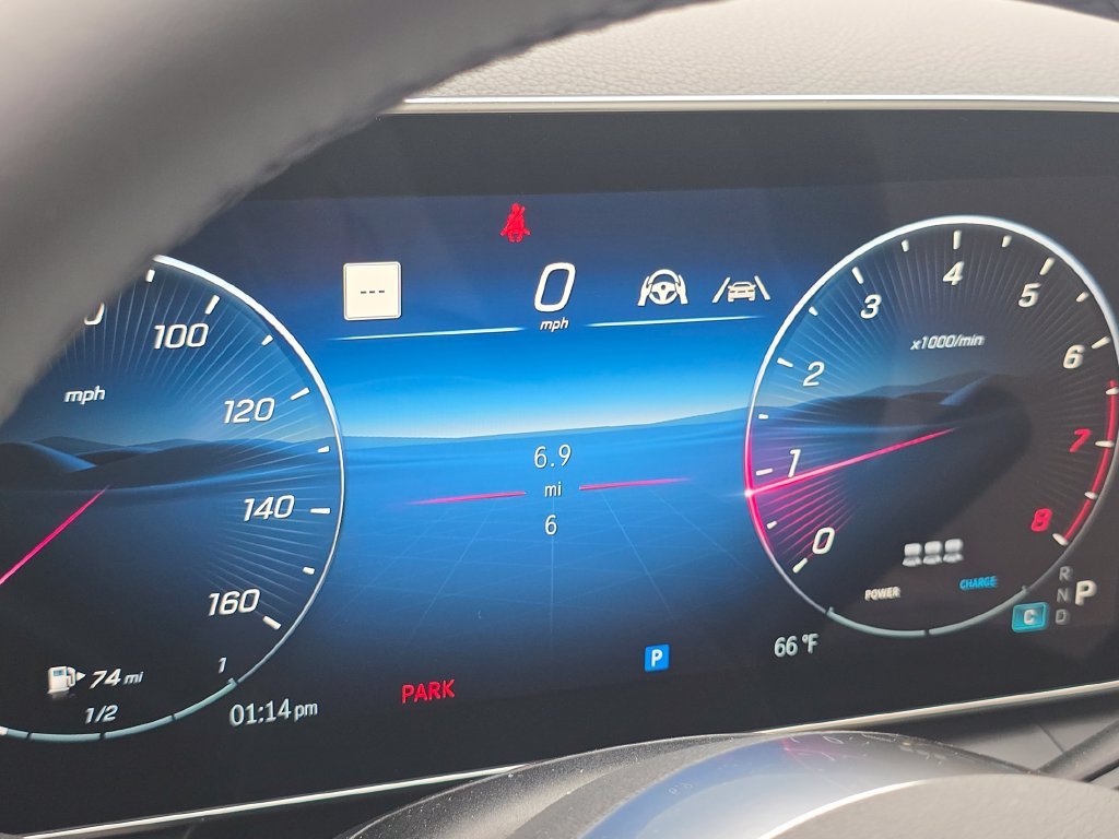 New 2027 Polar White Mercedes-Benz GLC 300 image 30
