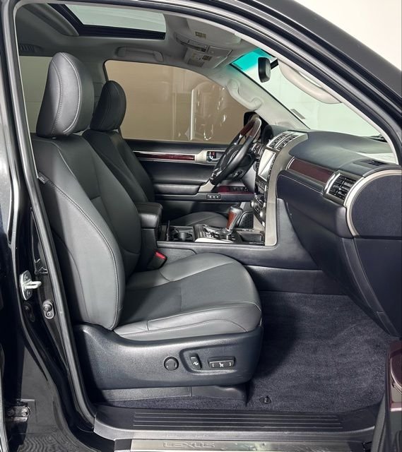 2019 Lexus GX Base - Photo 33