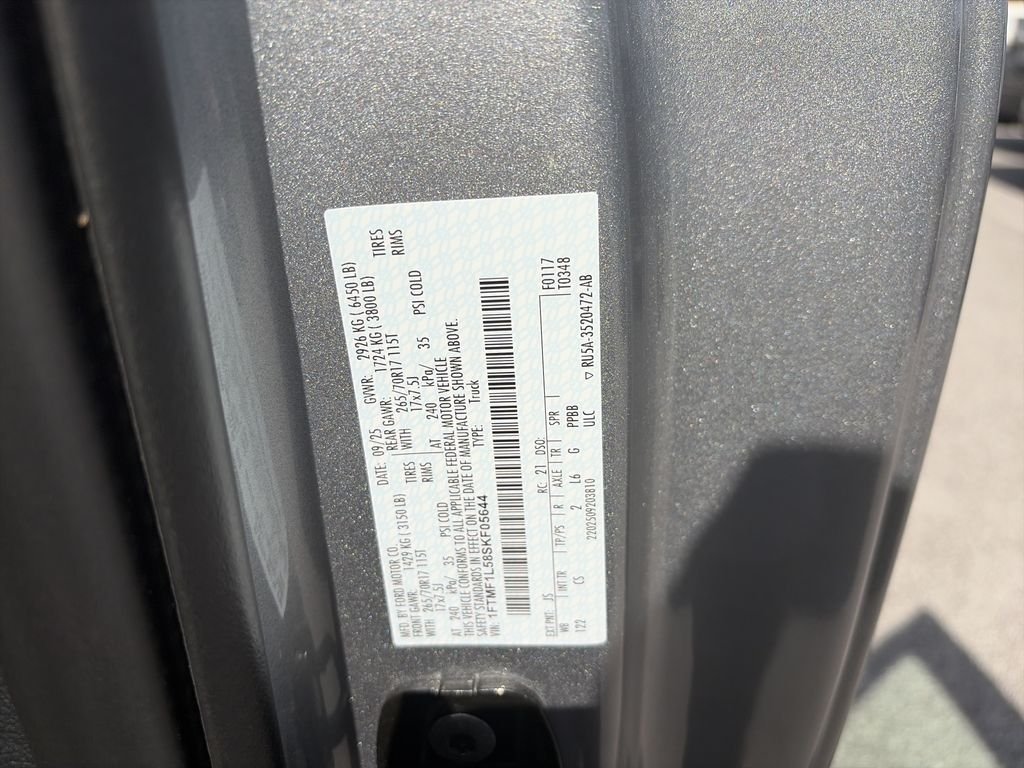 Used 2025 Silver Ford XL image 30