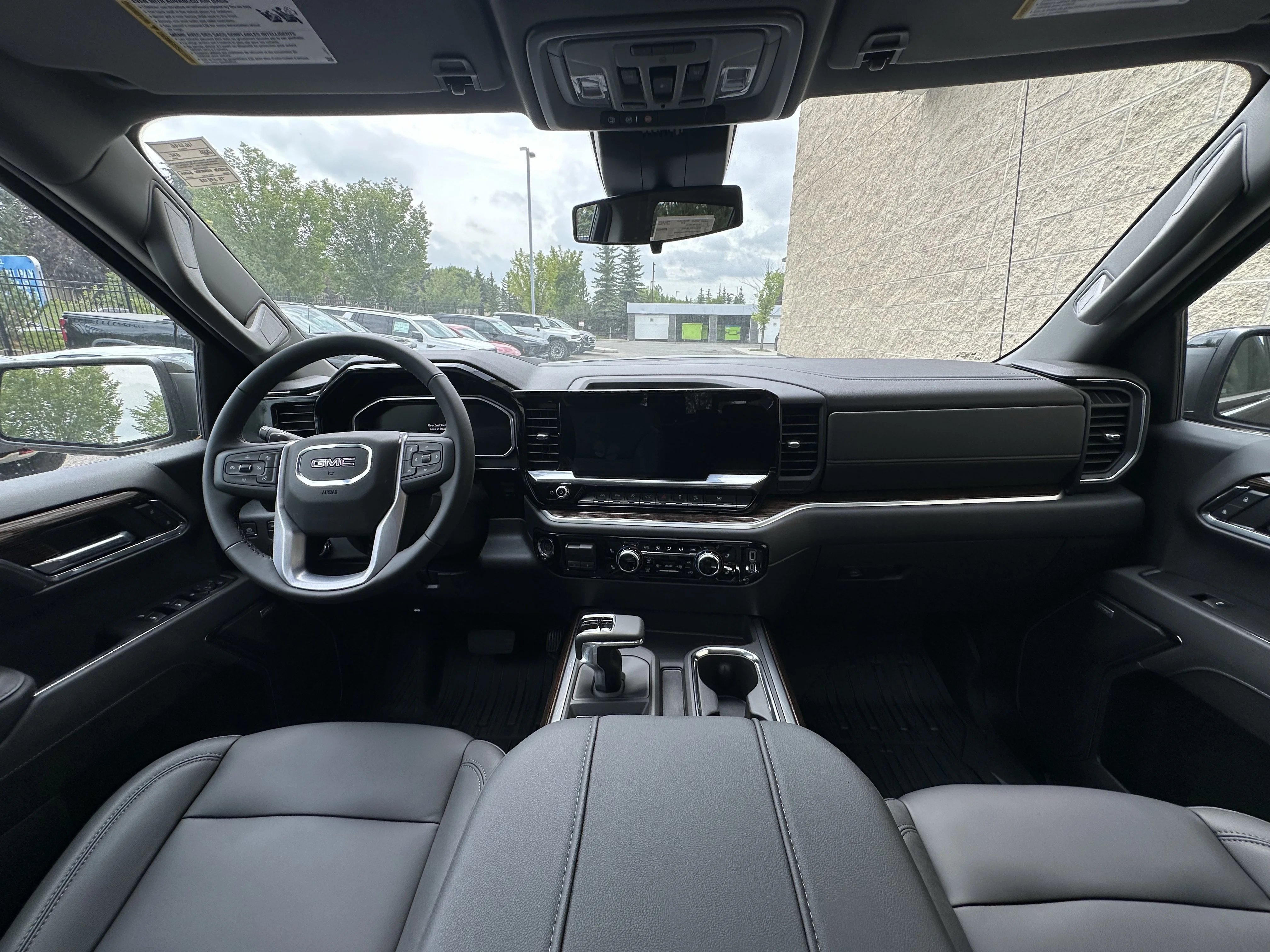 New 2026 Onyx Black GMC Elevation image 19