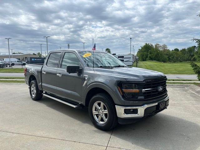 Used 2024 Gray Ford XLT image 36