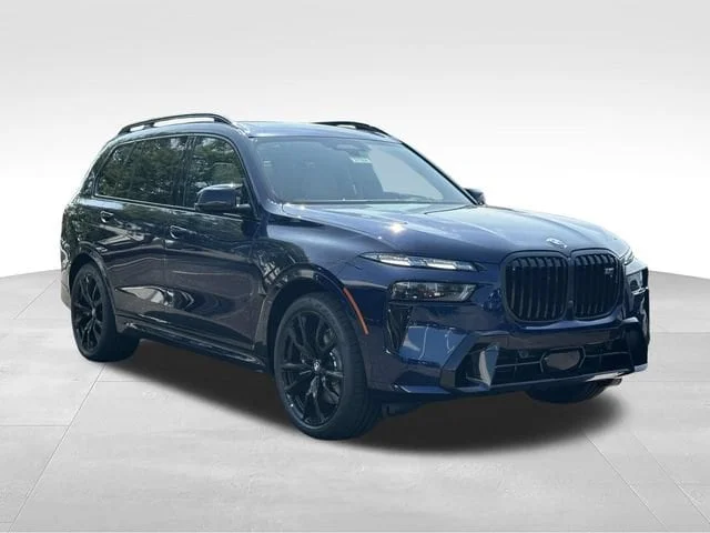 2027 BMW X7 M60i