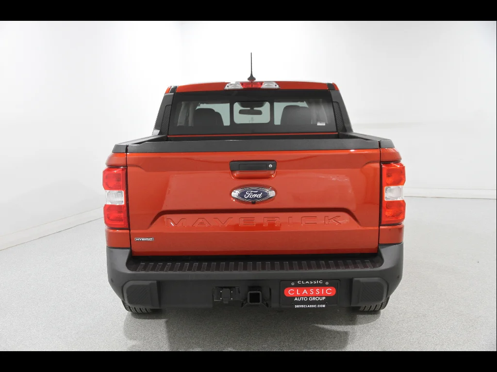 Used 2022 Hot Pepper Red Metallic Tinted Clearcoat Ford Lariat image 20