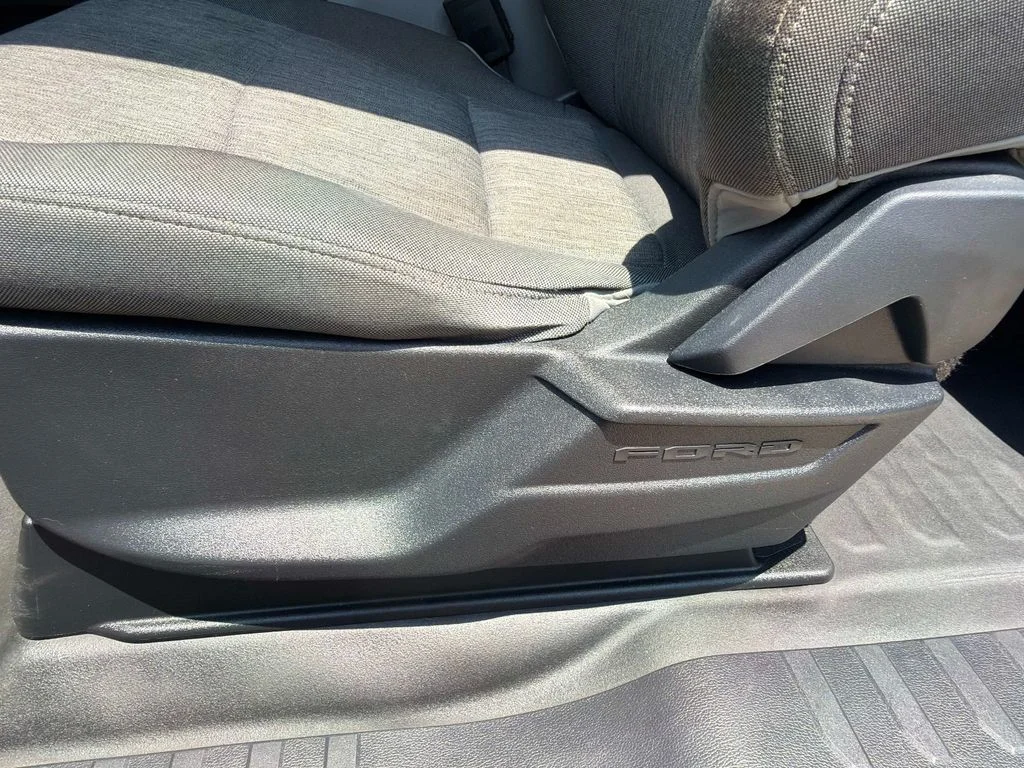 Used 2023 Atlas Blue Metallic Ford XL image 20