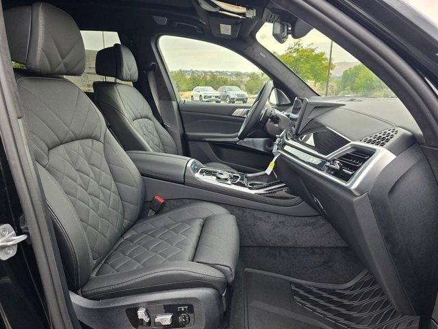 New 2027 Black Sapphire Metallic BMW xDrive40i image 14