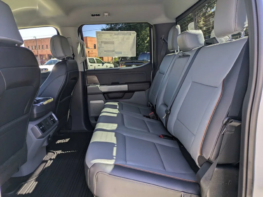 New 2026 Oxford White Ford Lariat image 14