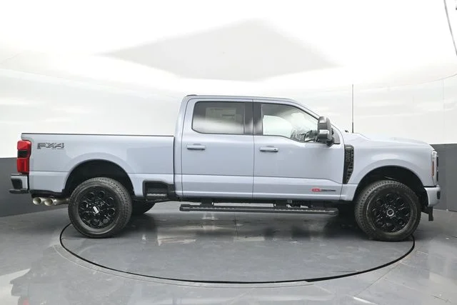 New 2027 Glacier Gray Metallic Tri-Coat Ford F-250® Lariat® image 3