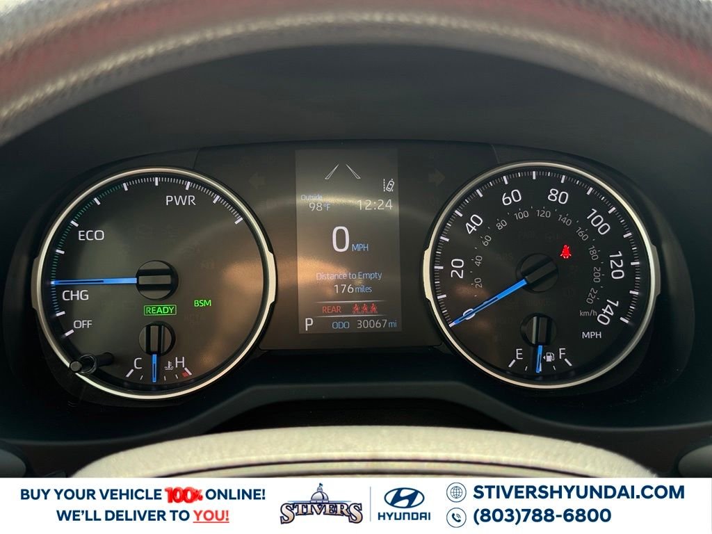 2021 Toyota RAV4 XLE - Photo 34