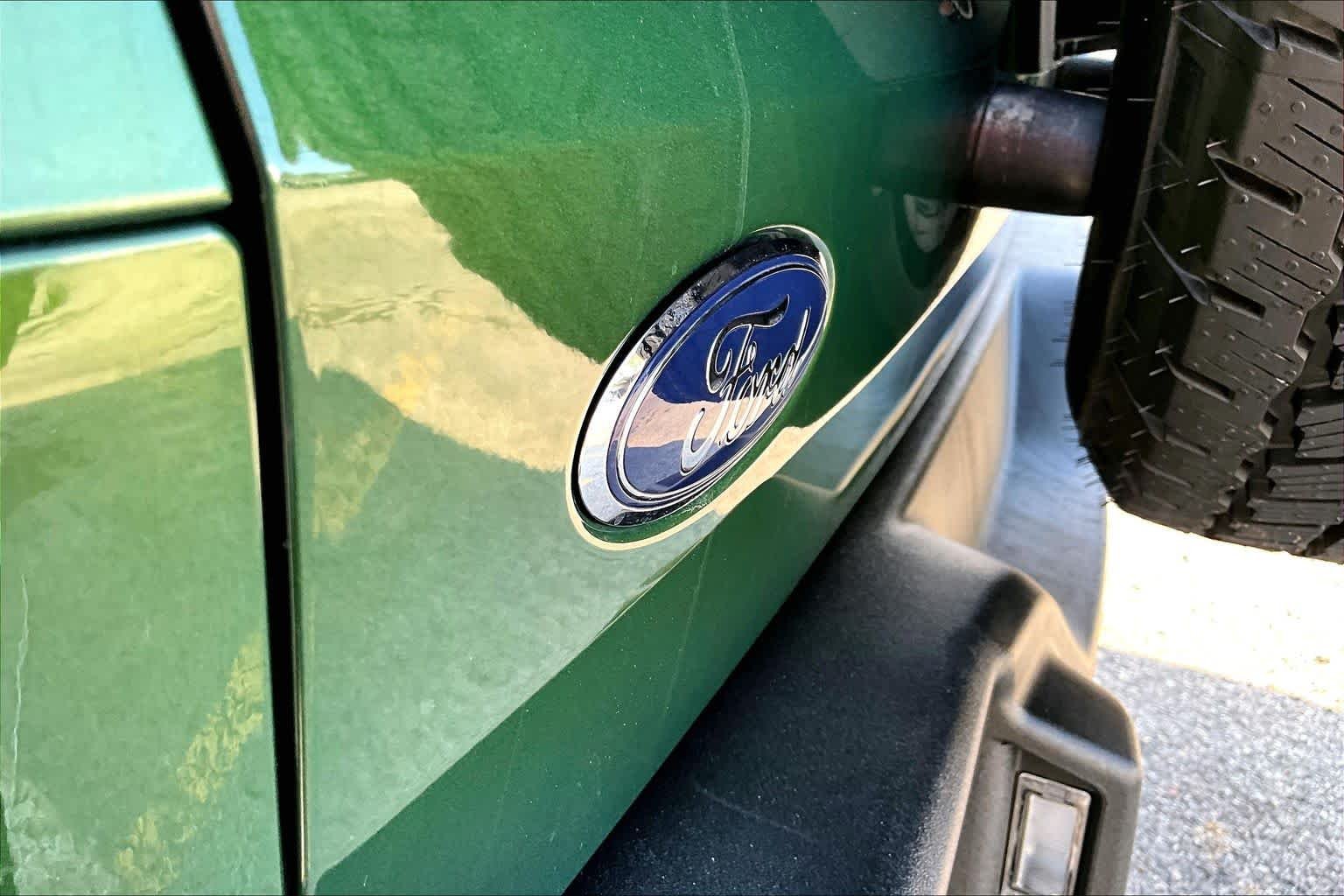 Used 2025 Eruption Green Metallic Ford Outer Banks image 31
