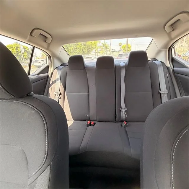 Used 2025 White Nissan S image 27