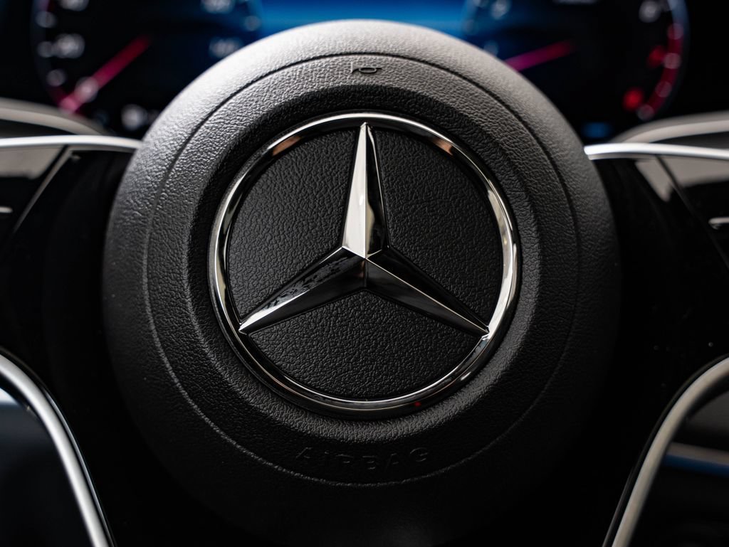 New 2026 Polar White Mercedes-Benz GLE 350 image 31