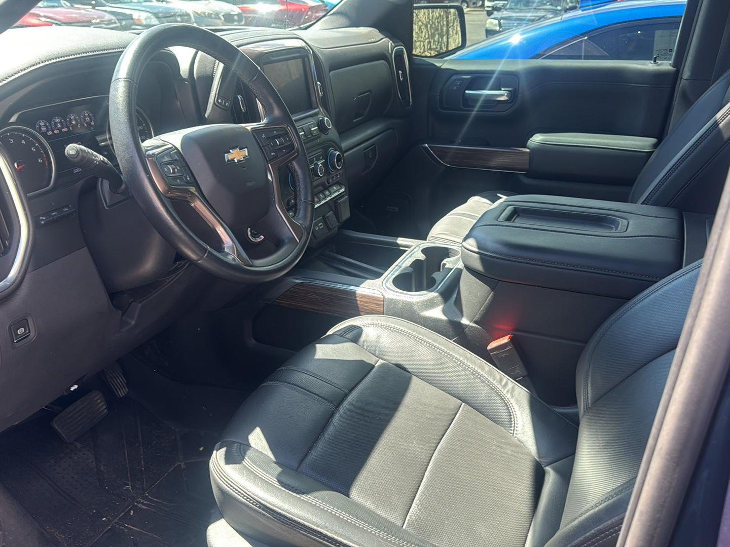 Used 2020 Northsky Blue Metallic Chevrolet High Country image 7