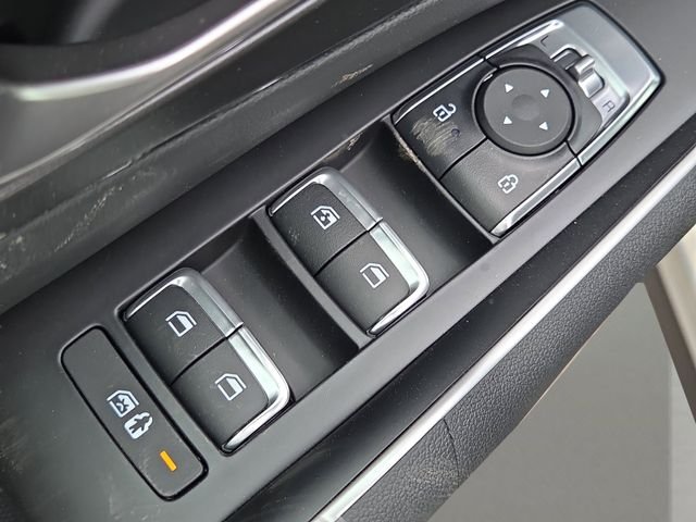 New 2026 White Kia S image 14