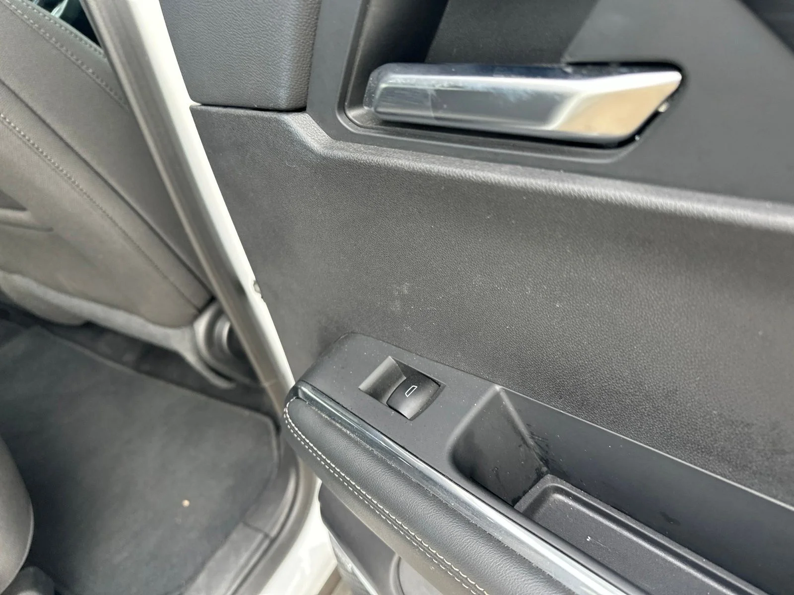 2025 GMC Acadia Elevation - Photo 39