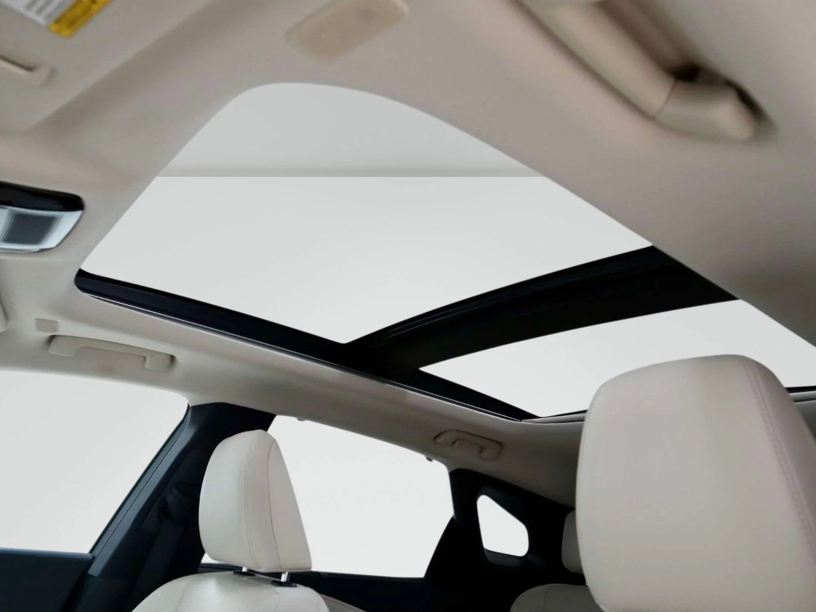 Used 2025 Caviar Lexus RX 450h+ Luxury image 25