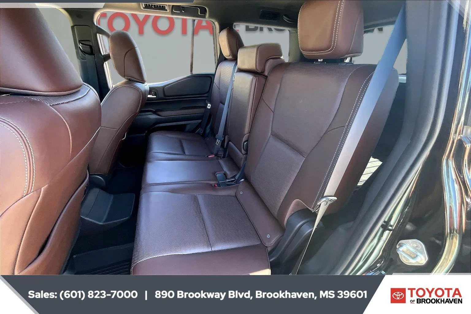 Used 2025 Black Toyota Base image 19