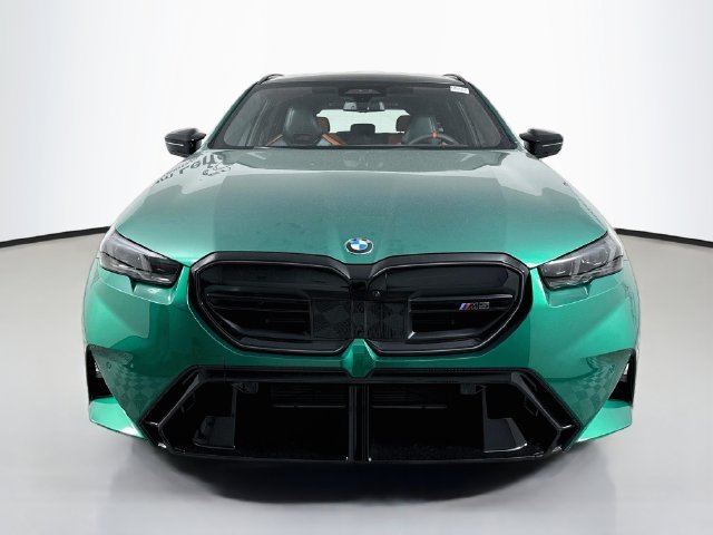 New 2027 Green Metallic BMW Base image 2