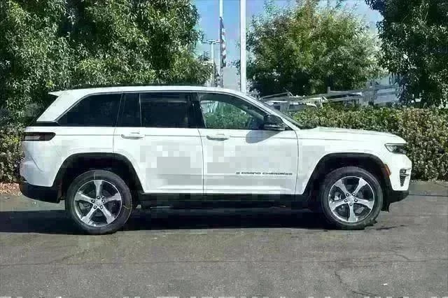 2025 Jeep Grand Cherokee Limited - Photo 3