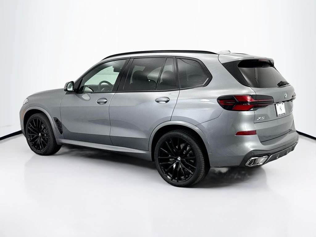 Used 2026 Gray Metallic BMW xDrive40i image 8