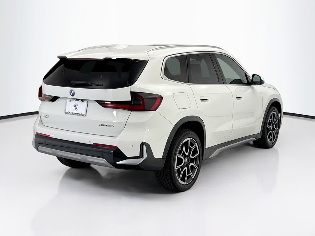 Certified Used 2025 Alpine White BMW xDrive28i image 5