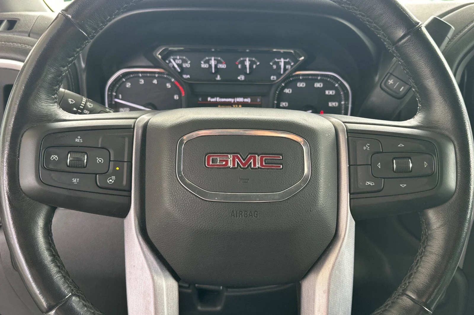 Used 2020 Gray GMC Elevation image 27