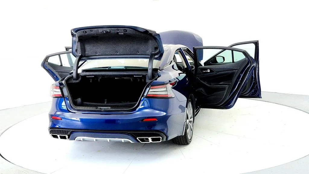 Used 2023 Blue Nissan Platinum image 11