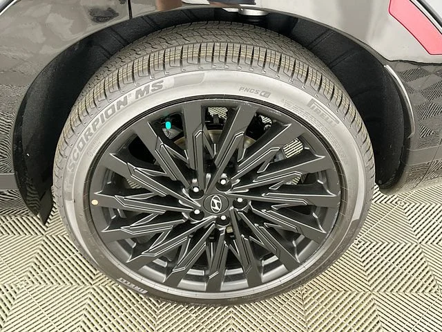 New 2025 Hyundai SANTA FE Calligraphy