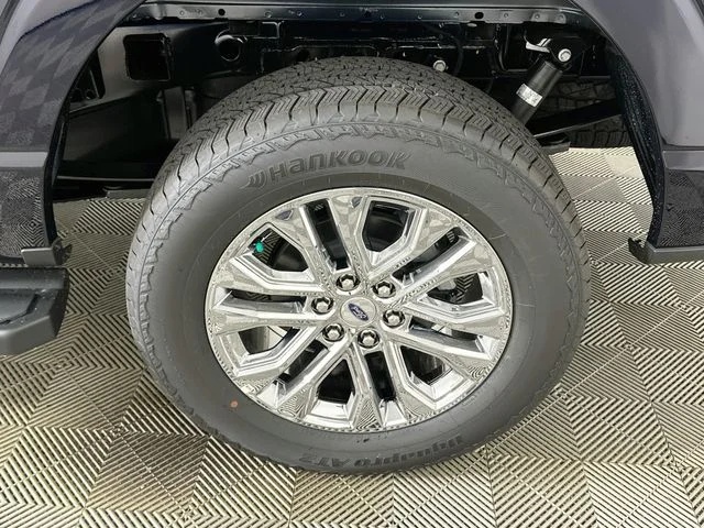 New 2026 Blue Ford Lariat image 24