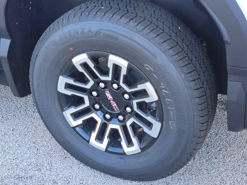 New 2026 Summit White GMC Elevation Extended Range image 14
