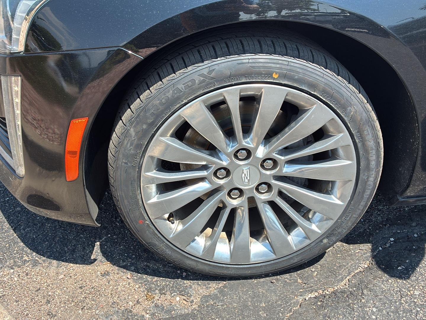 Used 2019 Black Raven Cadillac Luxury AWD image 10