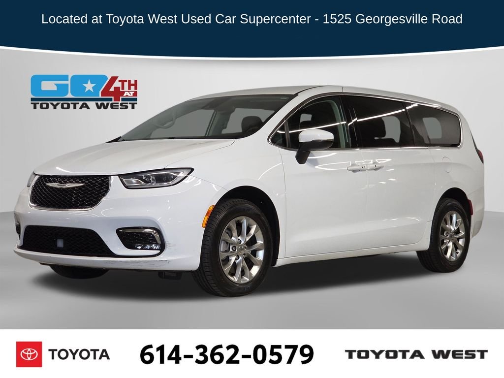 Used 2023 White Chrysler Touring L image 1