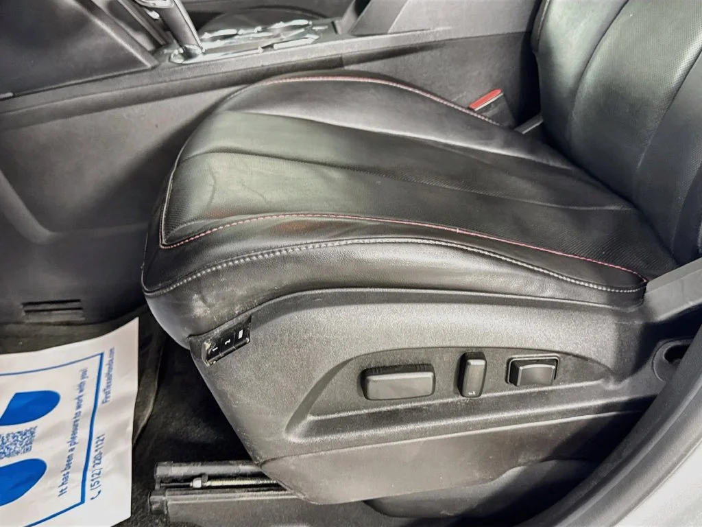 Used 2015 Silver Chevrolet LTZ image 22